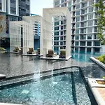 Suzi\'S Homestay At Dian Residency